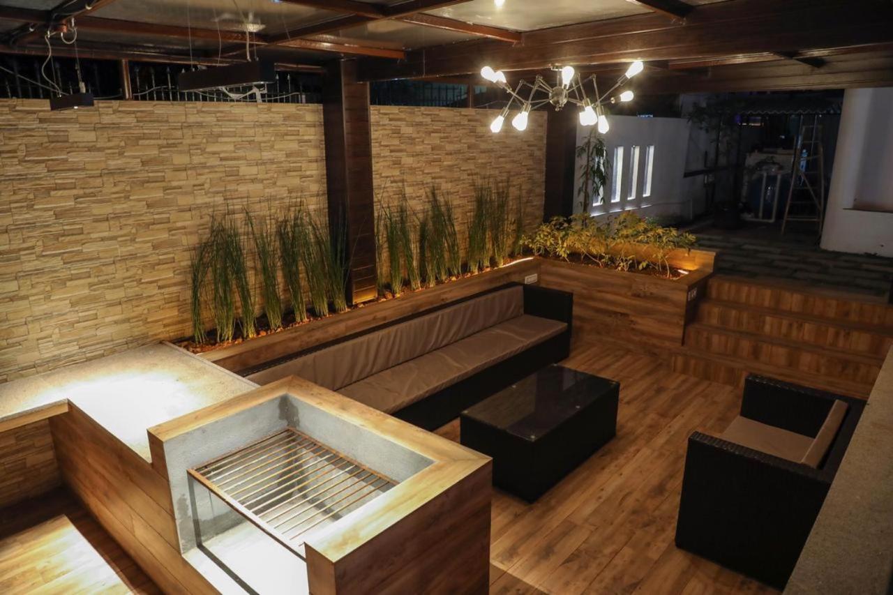 Aqua Villa Luxury Home Stay Lonavala Eksteriør billede