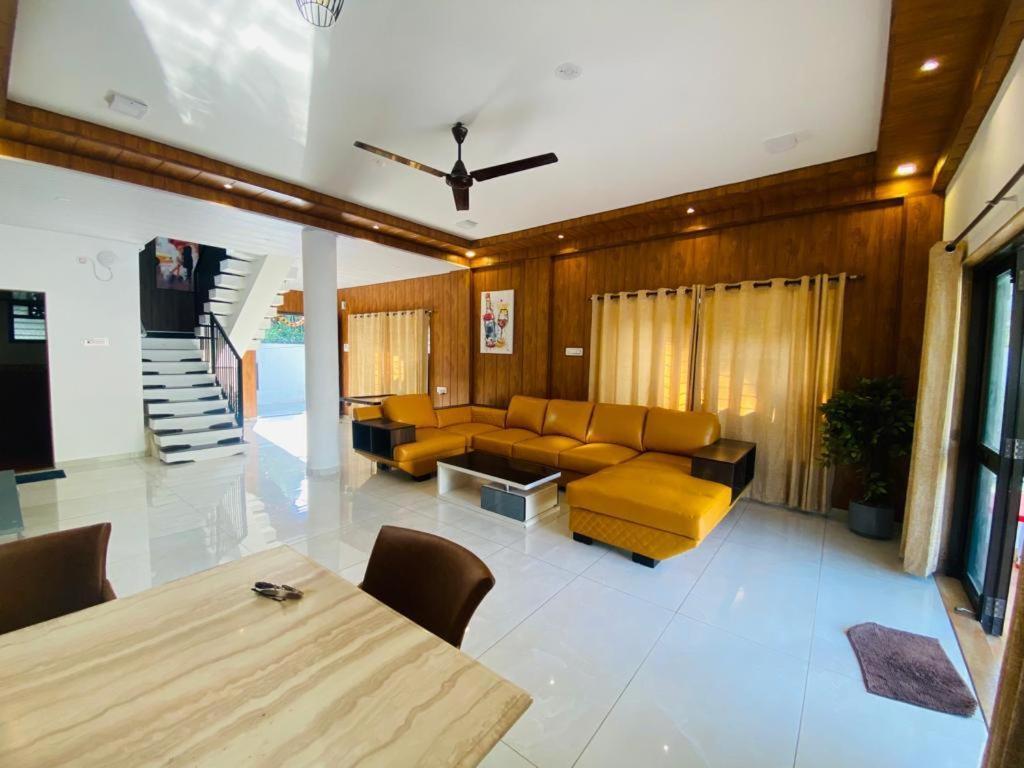 Aqua Villa Luxury Home Stay Lonavala Eksteriør billede